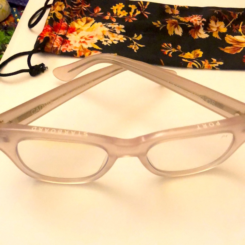 Miklos style Caddis 1.5 progressive readers with blue light